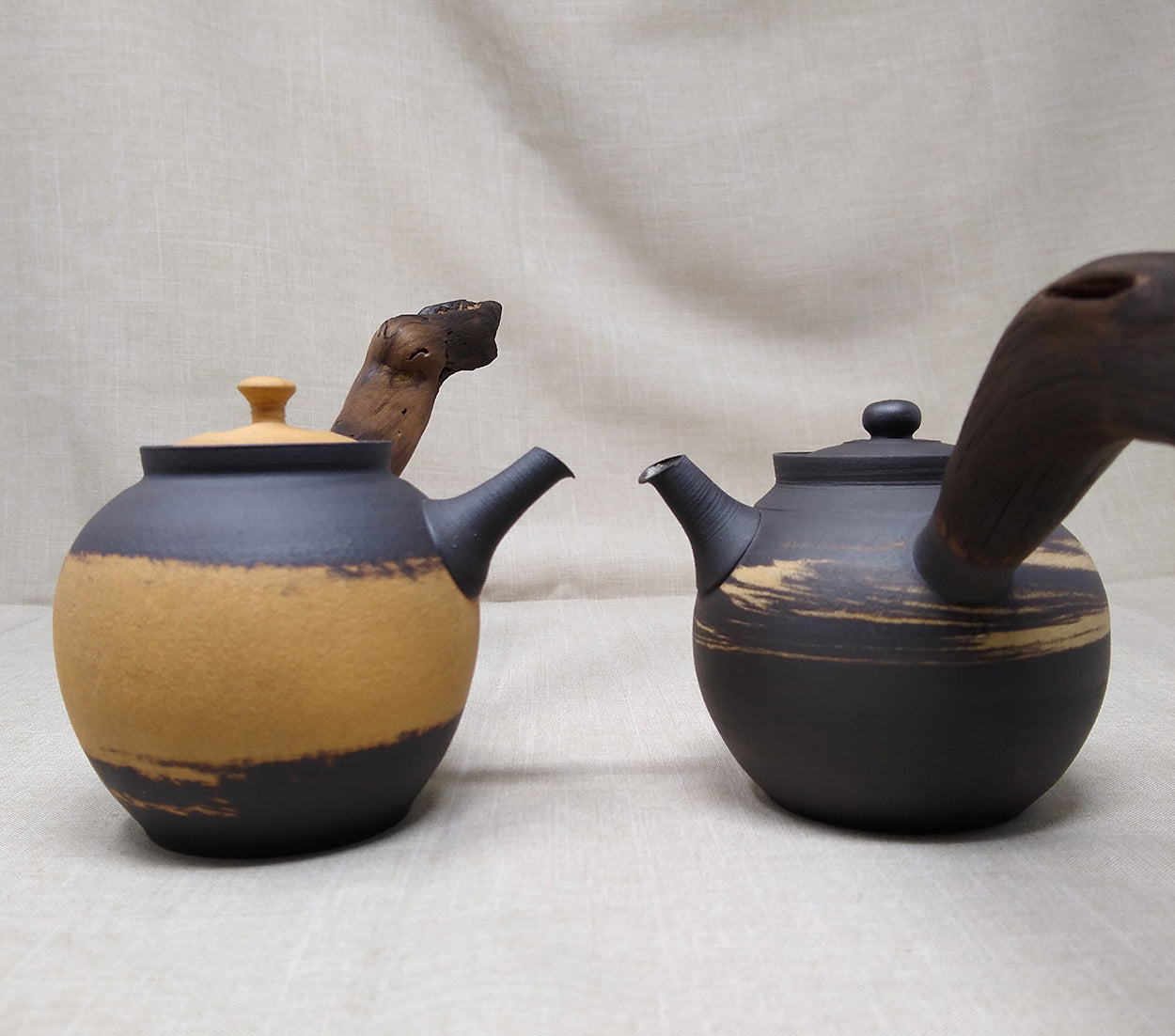 Tsutsumi Teapots