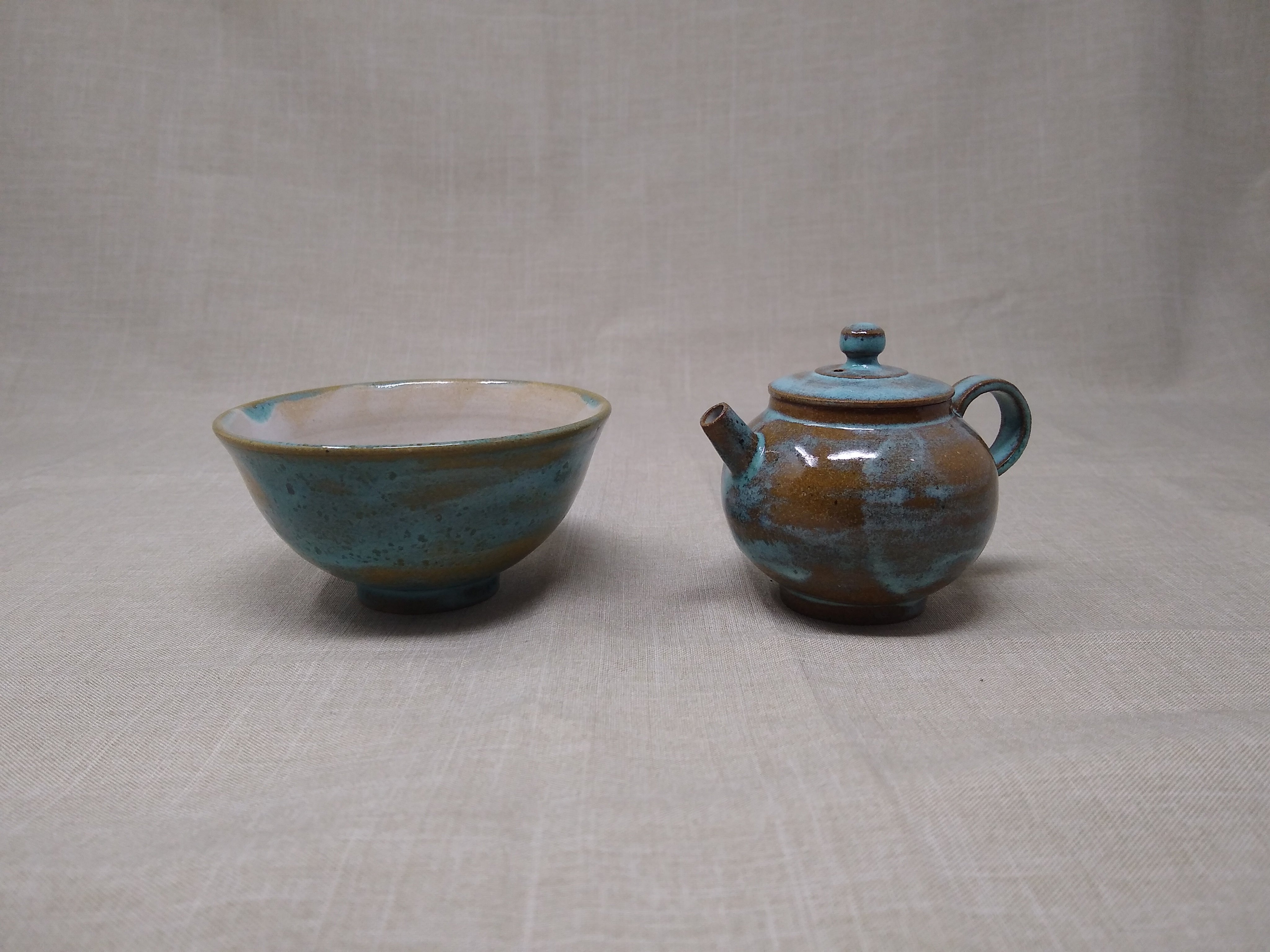 100ml Blue Teapot and a matching cup Tsutsumi Teapots