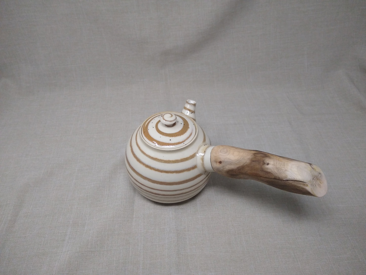 680ml Swirled Kyusu