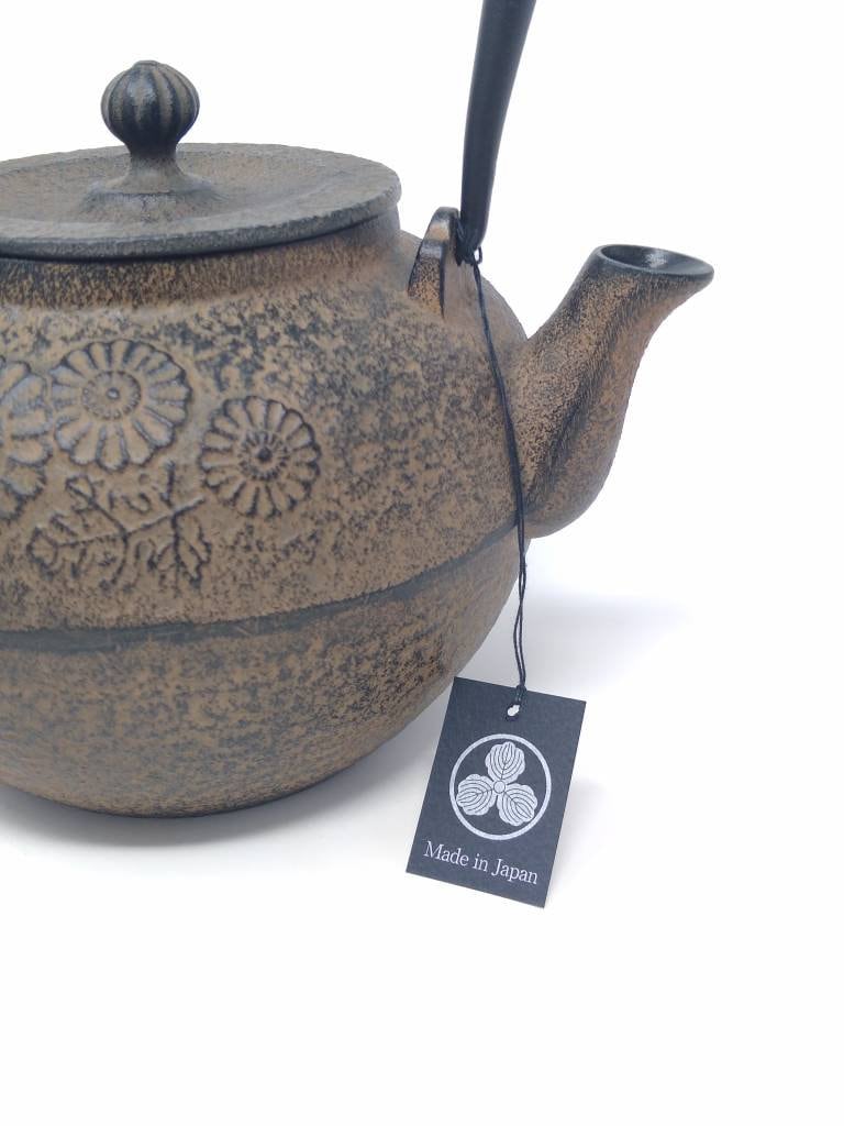 0.8L Cast Iron Kettle. Traditional Nambu Tetsubin