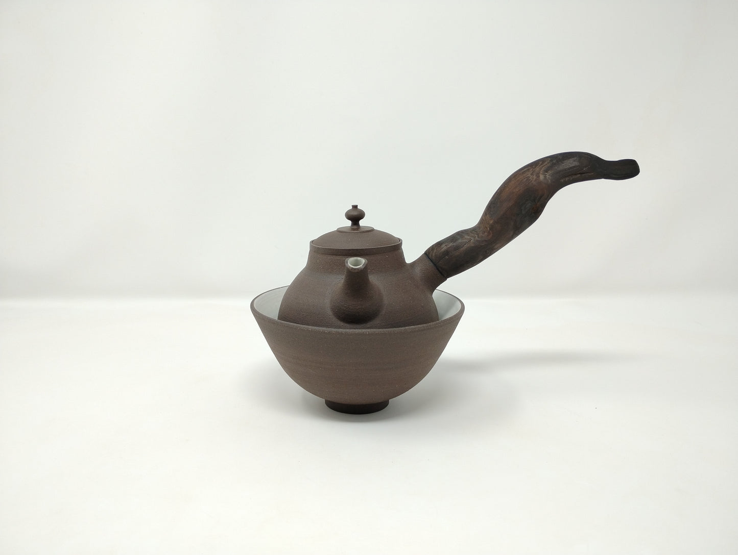 280ml Dark Chocolate Kyusu with a matching bowl