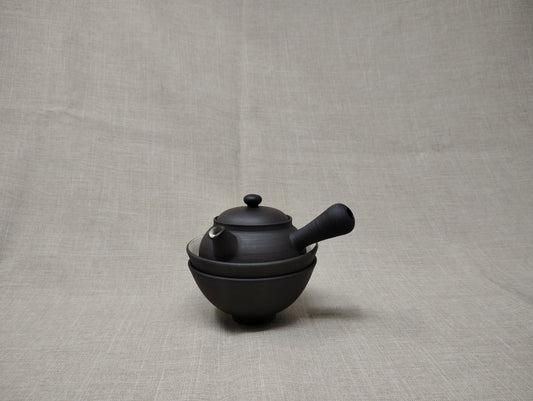 110ml Black Kyusu with two matching cups