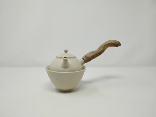 300ml Eggshell White Kyusu with a matching bowl