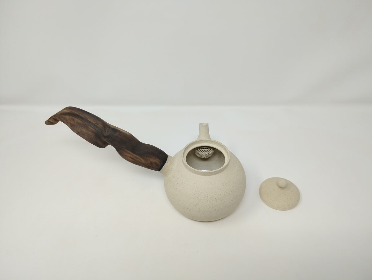 370ml Eggshell White Kyusu with a matching bowl