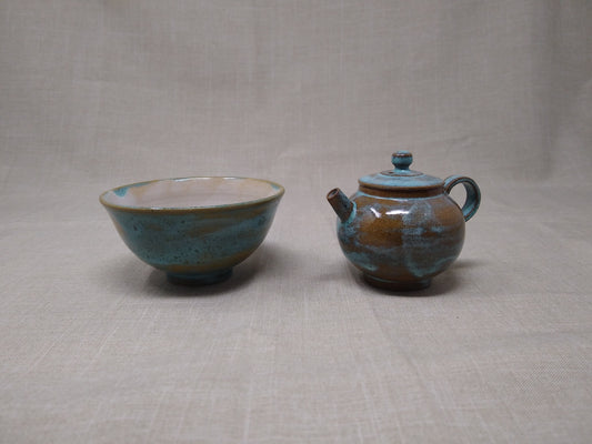 100ml Blue Teapot and a matching cup