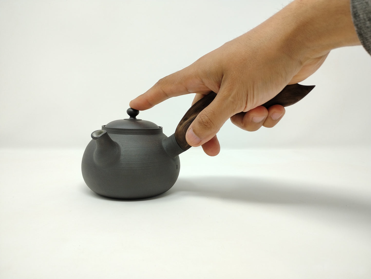 300ml Black Kyusu and a matching bowl