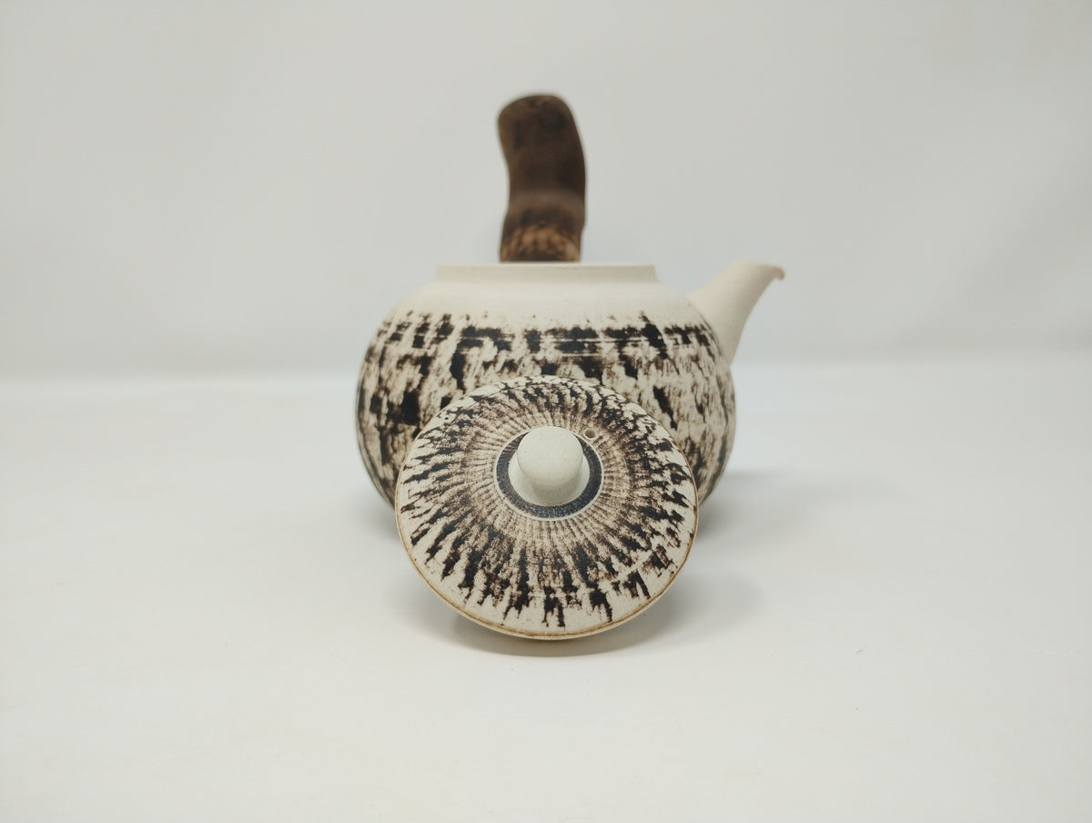 290ml Chattered Porcelain Kyusu with two matching bowls