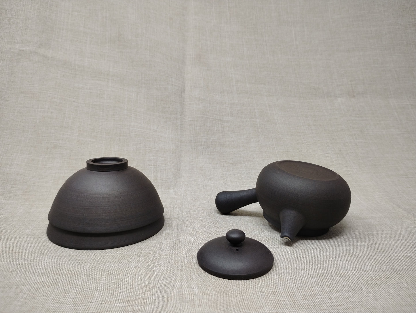 110ml Black Kyusu with two matching cups