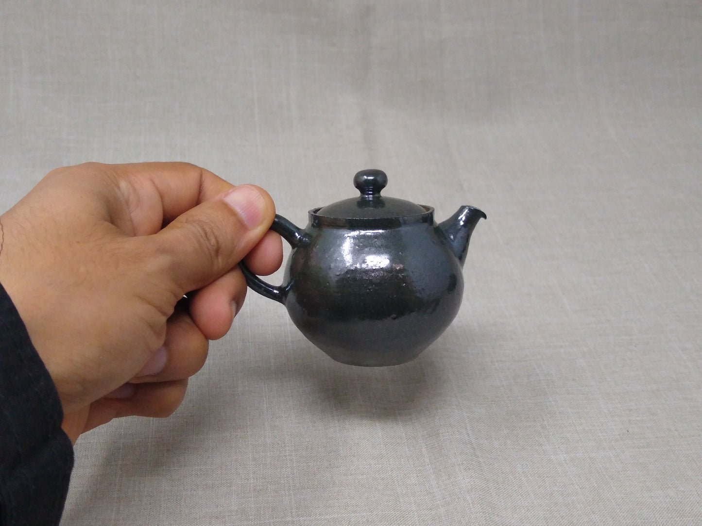 70ml "June bug" teapot, two 50ml cups, and tray