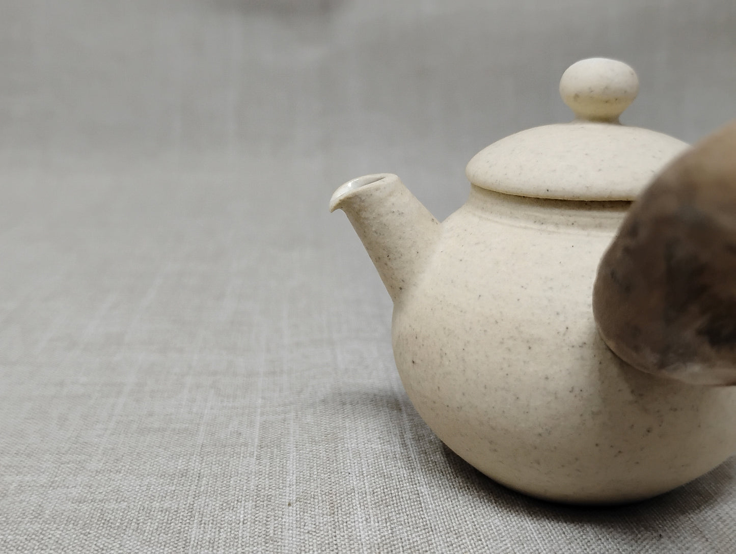 45ml Eggshell White Kyusu and a matching cup