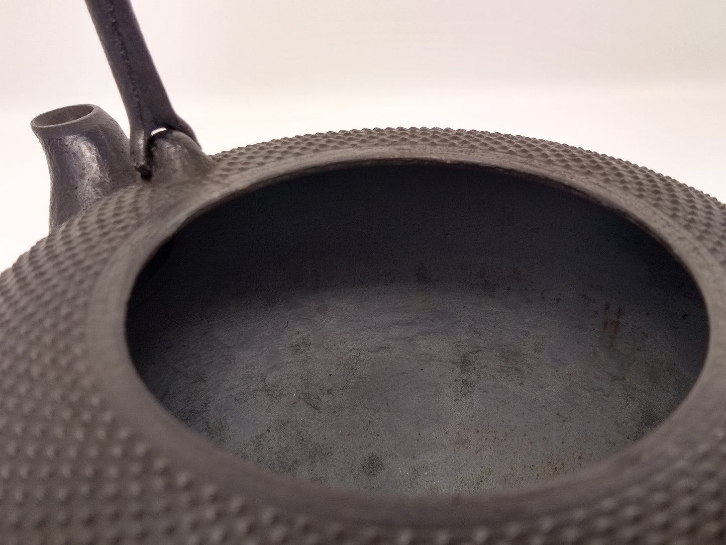 1.2L Cast Iron Kettle. Traditional Nambu Tetsubin