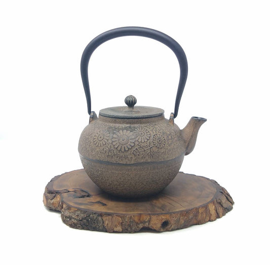 0.8L Cast Iron Kettle. Traditional Nambu Tetsubin